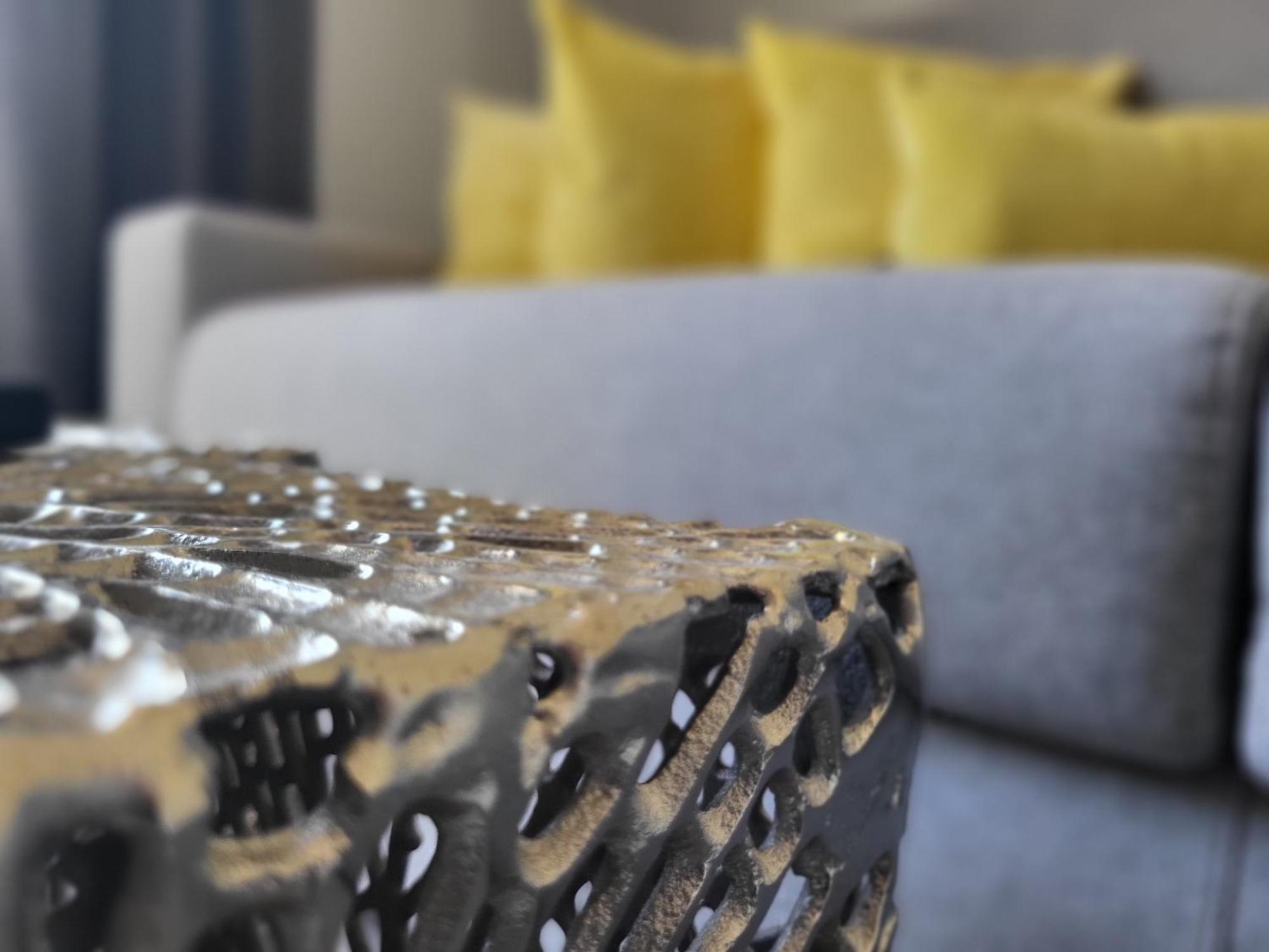 Attilio High Living Suites - Adults Only Torri Del Benaco Bilik gambar